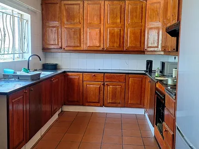 10 Bedroom House For Sale in Johannesburg - RN0a.webp