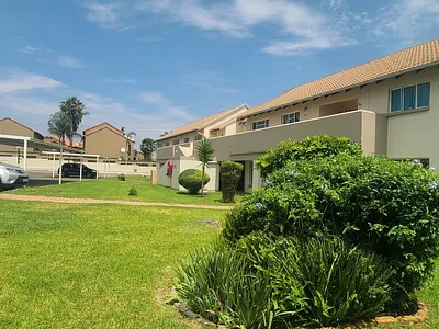 3 Bedroom Townhouse For Sale in Edenvale - J8Gh.webp