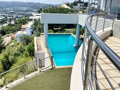 5 Bedroom House For Sale in Roodepoort - 6AYy.webp