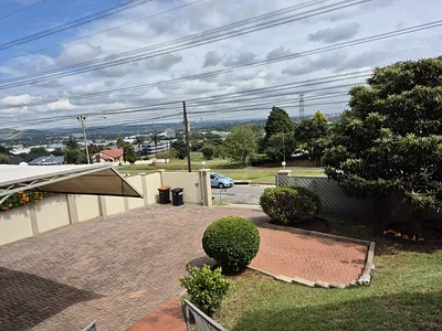 4 Bedroom House For Sale in Germiston - zJbU.webp