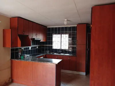 3 Bedroom House For Sale in Akasia - 1Dhu.webp