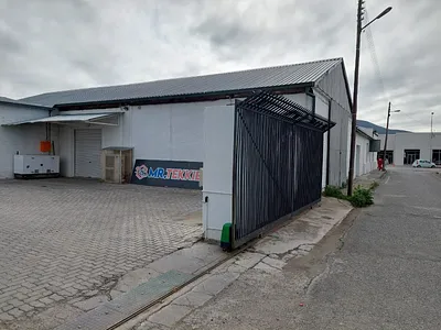 House To Rent in Graaff-Reinet - Kb8f.webp