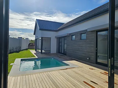 3 Bedroom House For Sale in George - PQhP.webp