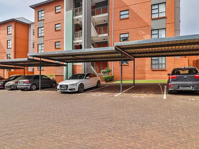 2 Bedroom Townhouse For Sale in Edenvale - M96R.webp