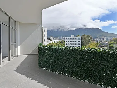 3 Bedroom Apartment For Sale in Cape Town - di9a.webp