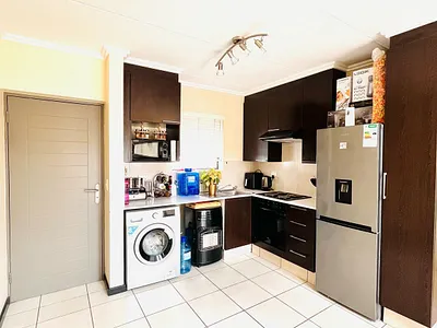 1 Bedroom Apartment For Sale in Sandton - 5DOD.webp