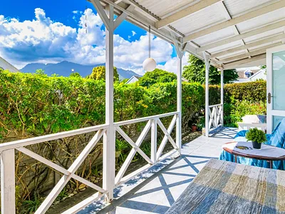 4 Bedroom House For Sale in George - u1v2.webp