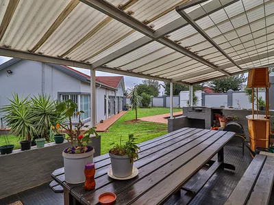 4 Bedroom House For Sale in Germiston - QdPG.webp