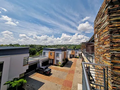 2 Bedroom Apartment For Sale in Pretoria - bGAi.webp