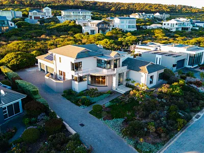 4 Bedroom House For Sale in Mossel Bay - img