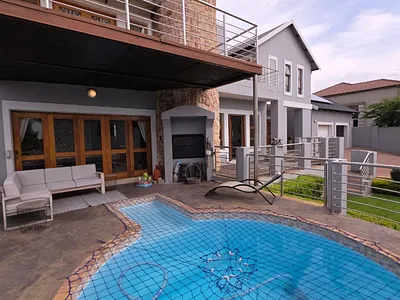 4 Bedroom House For Sale in Edenvale - rfMy.webp