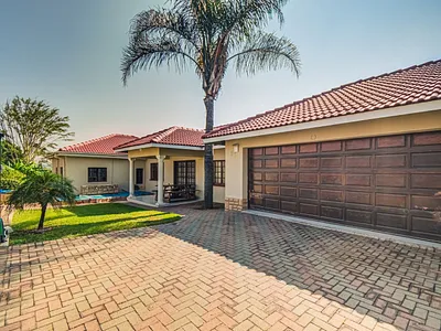 3 Bedroom House For Sale in Edenvale - eL3L.webp