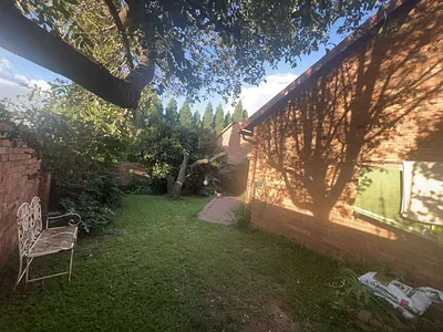 3 Bedroom Townhouse For Sale in Weltevreden Park, Roodepoort - 1PaM.webp