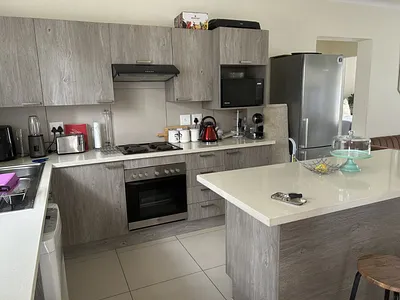 2 Bedroom Apartment For Sale in Midrand - TmzQ.webp