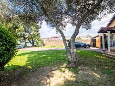 3 Bedroom House For Sale in Pretoria - JjnG.webp