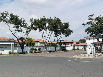 2 Bedroom Apartment For Sale in Brakpan - 0WLb.webp