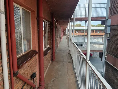 1 Bedroom Apartment For Sale in Benoni - 4WvA.webp