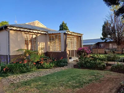 3 Bedroom House For Sale in Lydenburg - 484M.webp