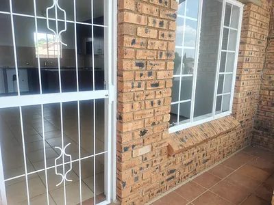 3 Bedroom House For Sale in Midrand - 60F3.webp