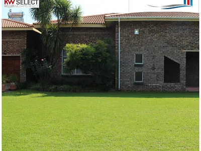 4 Bedroom House For Sale in Christiana - ZgfW.webp