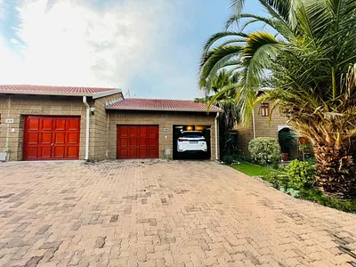 2 Bedroom Townhouse For Sale in Sandton - FihH.webp