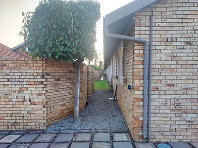 2 Bedroom Townhouse For Sale in Benoni - Tn1a.webp