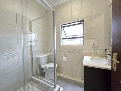4 Bedroom House For Sale in Sandton - vZnf.webp
