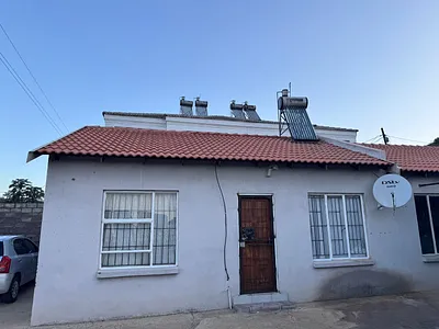 1 Bedroom Apartment To Rent in Burgersfort - img