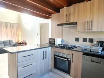 2 Bedroom Apartment For Sale in Sandton - L7DJ.webp