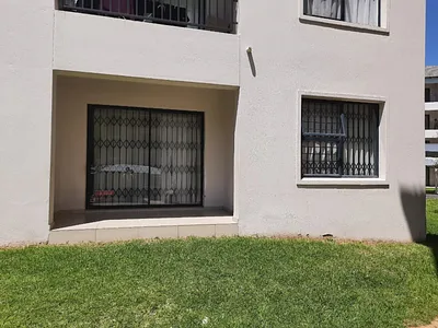 2 Bedroom House For Sale in Midrand - 7ZkR.webp
