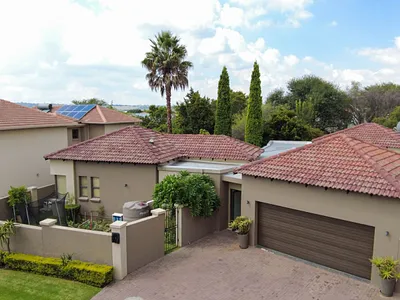 3 Bedroom House For Sale in Edenvale - RDI9.webp