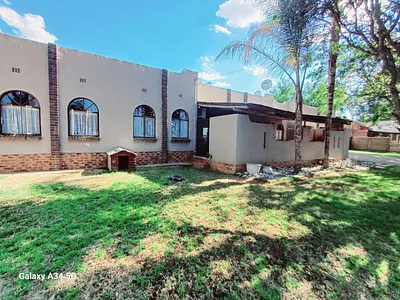 3 Bedroom House For Sale in Modimolle - 7w4S.webp