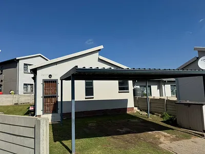 3 Bedroom Townhouse For Sale in Midrand - YAOV.webp