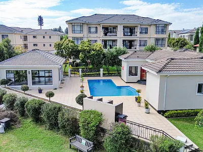 2 Bedroom Apartment For Sale in Midrand - xLnz.webp