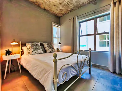 2 Bedroom Apartment For Sale in George - uM2C.webp