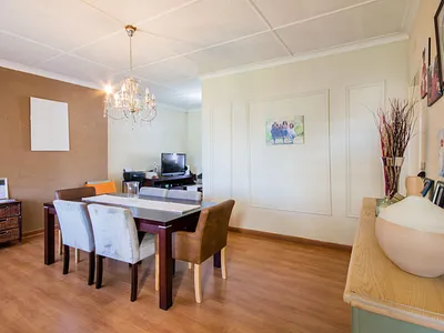 3 Bedroom House For Sale in Germiston - wqOW.webp
