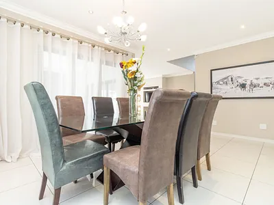 4 Bedroom House For Sale in Roodepoort - 6AYL.webp
