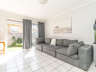 2 Bedroom Townhouse For Sale in Roodepoort - ND8a.webp