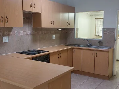 1 Bedroom Townhouse For Sale in Polokwane - j1tJ.webp