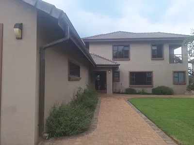 4 Bedroom House For Sale in Modimolle - QzsN.webp