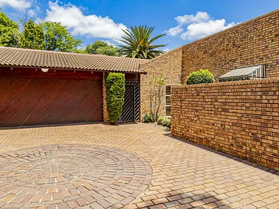 3 Bedroom House For Sale in Randburg - TAoK.webp
