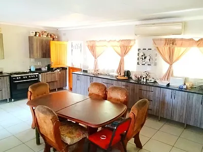 5 Bedroom House For Sale in Tzaneen - XpKM.webp