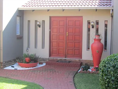 5 Bedroom House For Sale in Boksburg - RpGP.webp