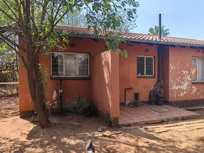 3 Bedroom House For Sale in Springs - sMxU.webp