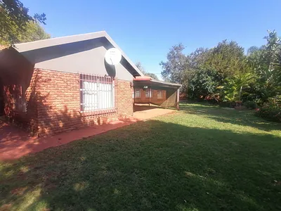 3 Bedroom House For Sale in Mookgopong - iZiK.webp