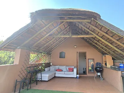 1 Bedroom Apartment For Sale in Sandton - YvQV.webp