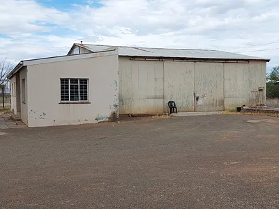 House To Rent in Graaff-Reinet - oS8x.webp