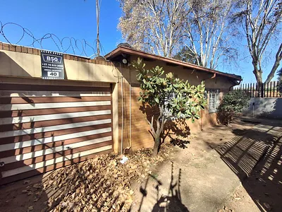 3 Bedroom House For Sale in Johannesburg - Wv3D.webp