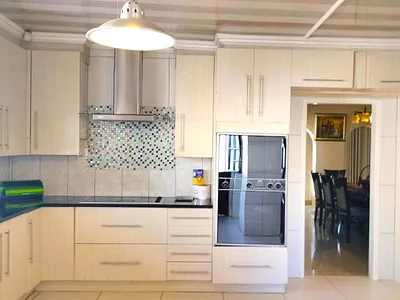 3 Bedroom House For Sale in Carletonville - pkjI.webp