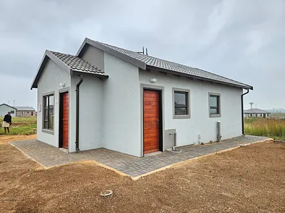 3 Bedroom House For Sale in Randburg - Q7V2.webp